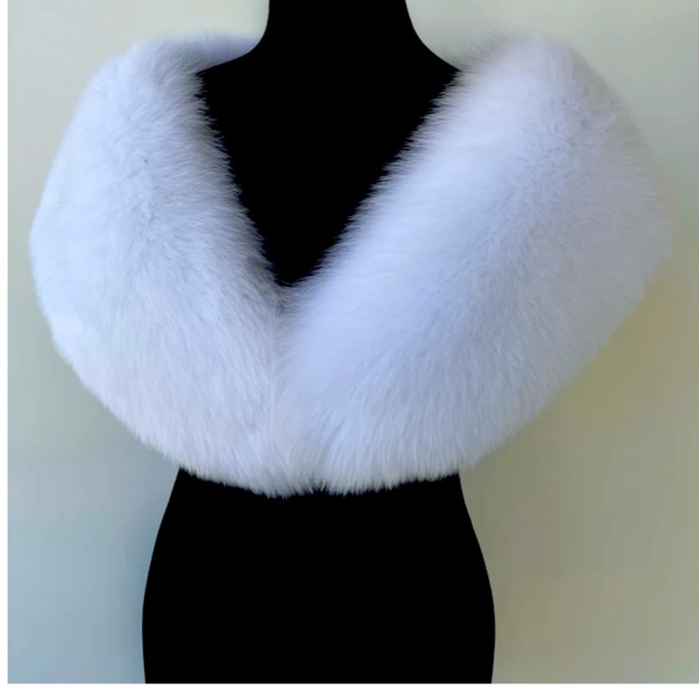 White Luxury Fox Fur Stole Bolero, Wedding Fur Stole, Bridal Fox Fur Bolero